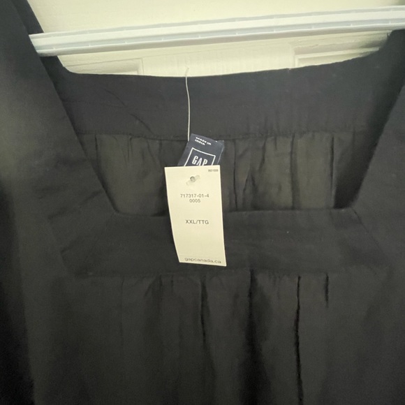 Gap bnwt tunic - Picture 2 of 2